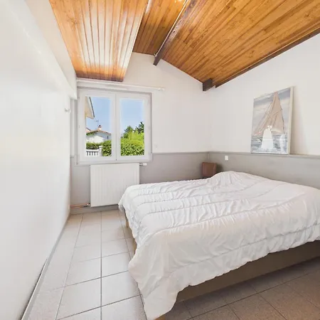 Сasa de vacaciones Maison 6 Pers, Jardin, A 30 M *